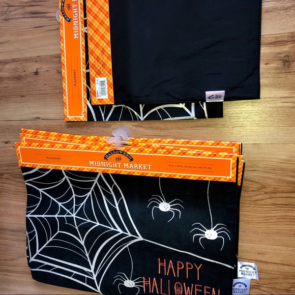 5 Mats Super Cool Halloween Placemats - Picture 4 of 12